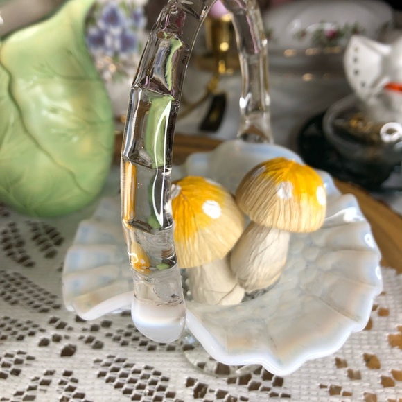 Fenton French Opalescent Hobnail - Picture 3 of 4